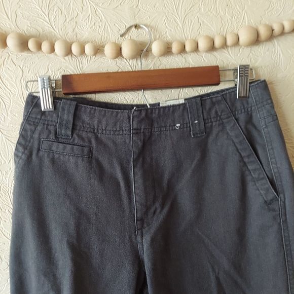 Old Navy girl's grey chino pants 14 - Picture 2 of 8